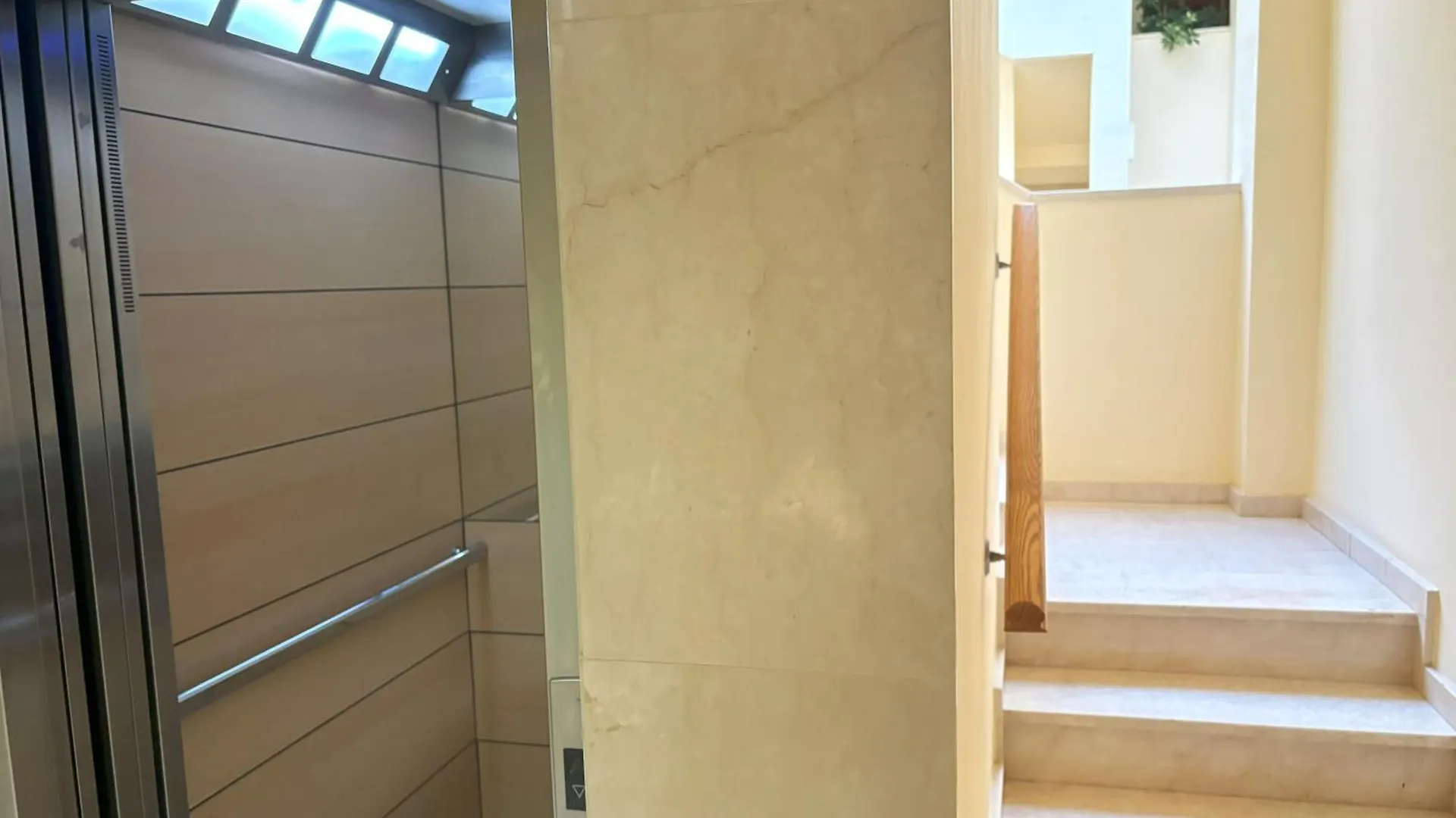 Apartment Evans Realty Bf Parking & Piscina & Terraza Fuengirola